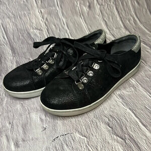 Paige sneakers